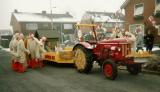1999 Wi'j zun d'r as de kippen bi'j