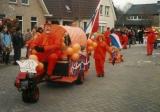 2004 Wi'j sluppe de leeuw d'r deur